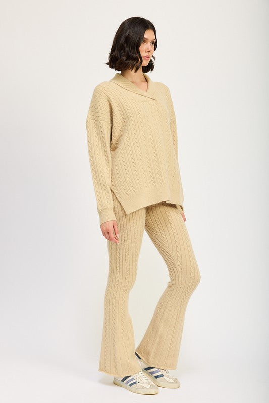 CABLE KNIT COLLARED SWEATER TOP