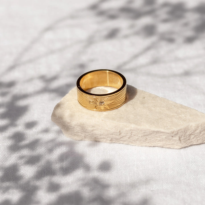Alco Spaced Out Ring